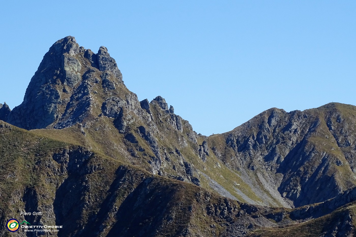 42 Zoom sul Monte Valletto.JPG